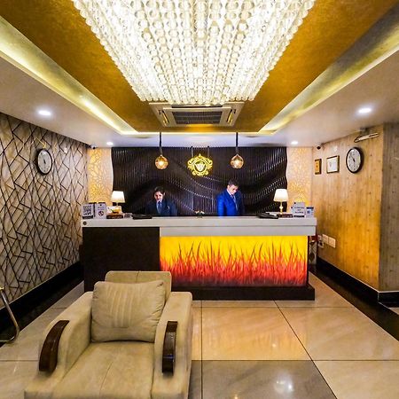 פאטנה Hotel Sidh Vedantha מראה חיצוני תמונה