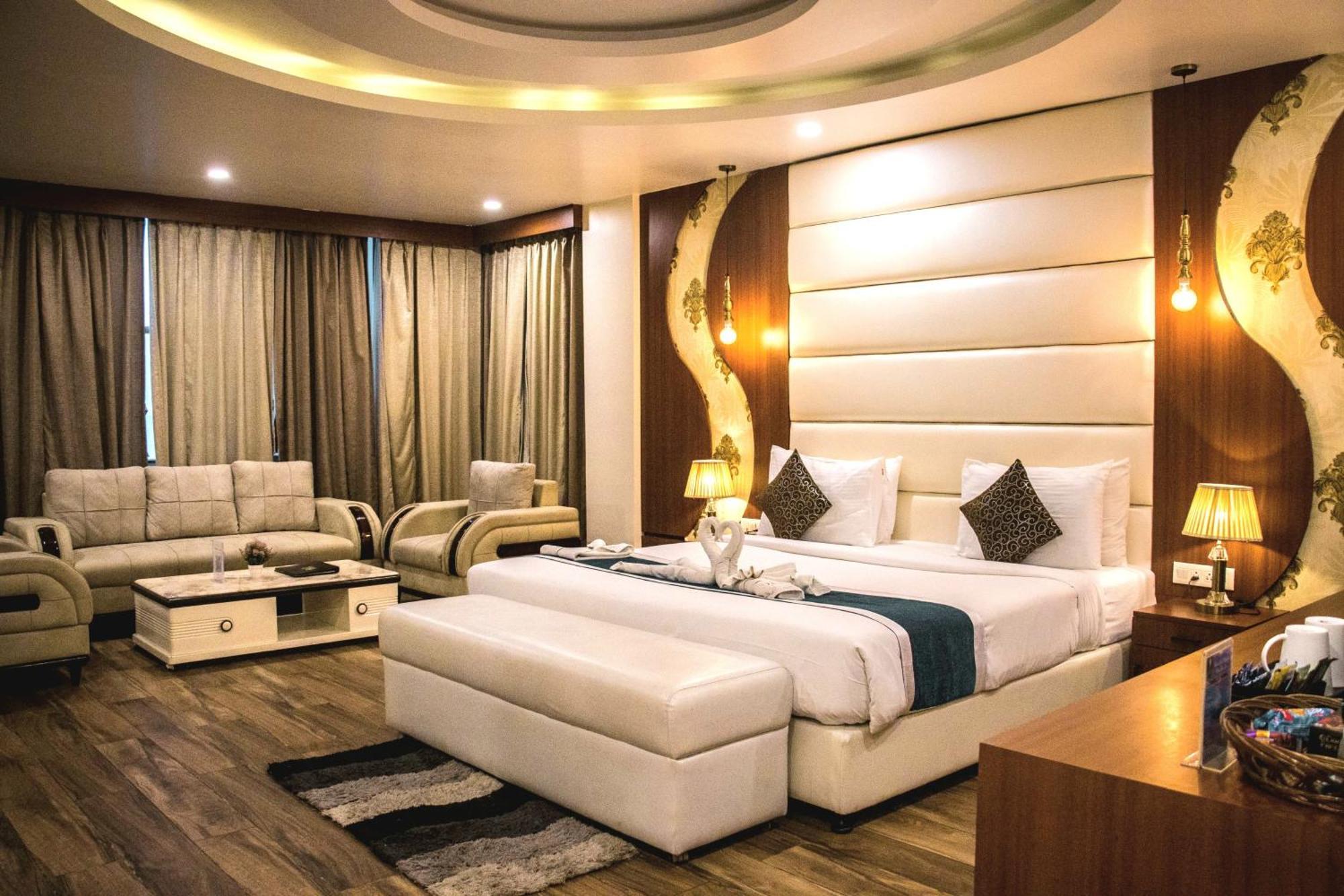 פאטנה Hotel Sidh Vedantha מראה חיצוני תמונה