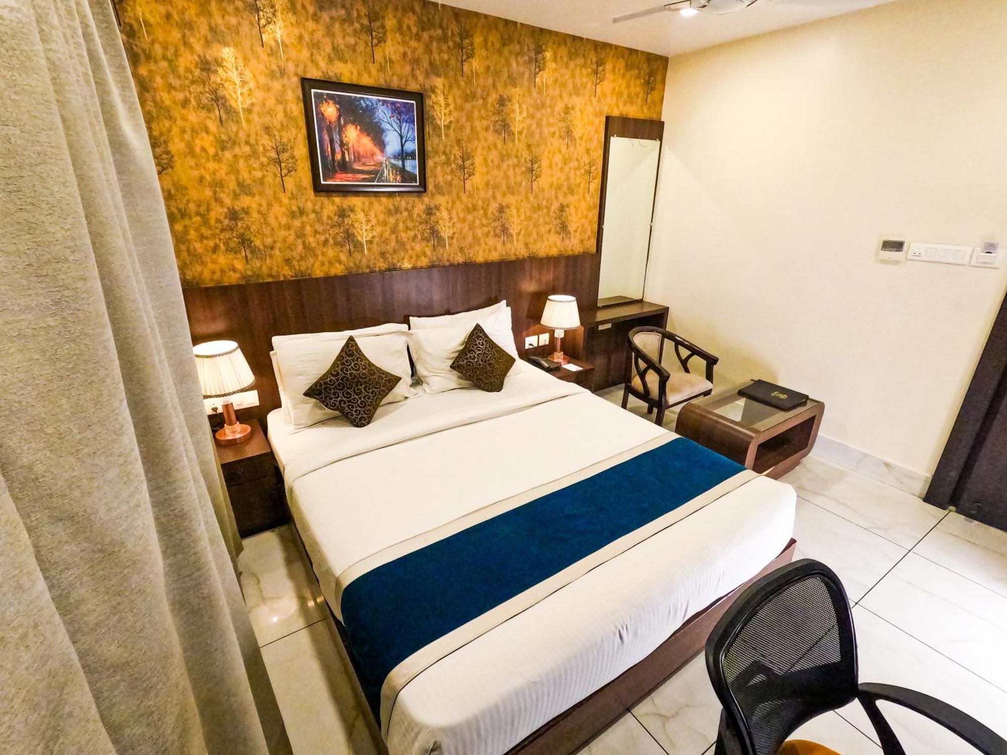 פאטנה Hotel Sidh Vedantha מראה חיצוני תמונה
